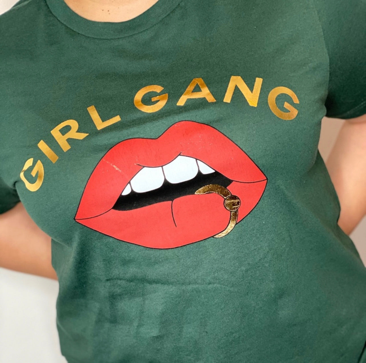 G I R L -  G A N G -  T E E